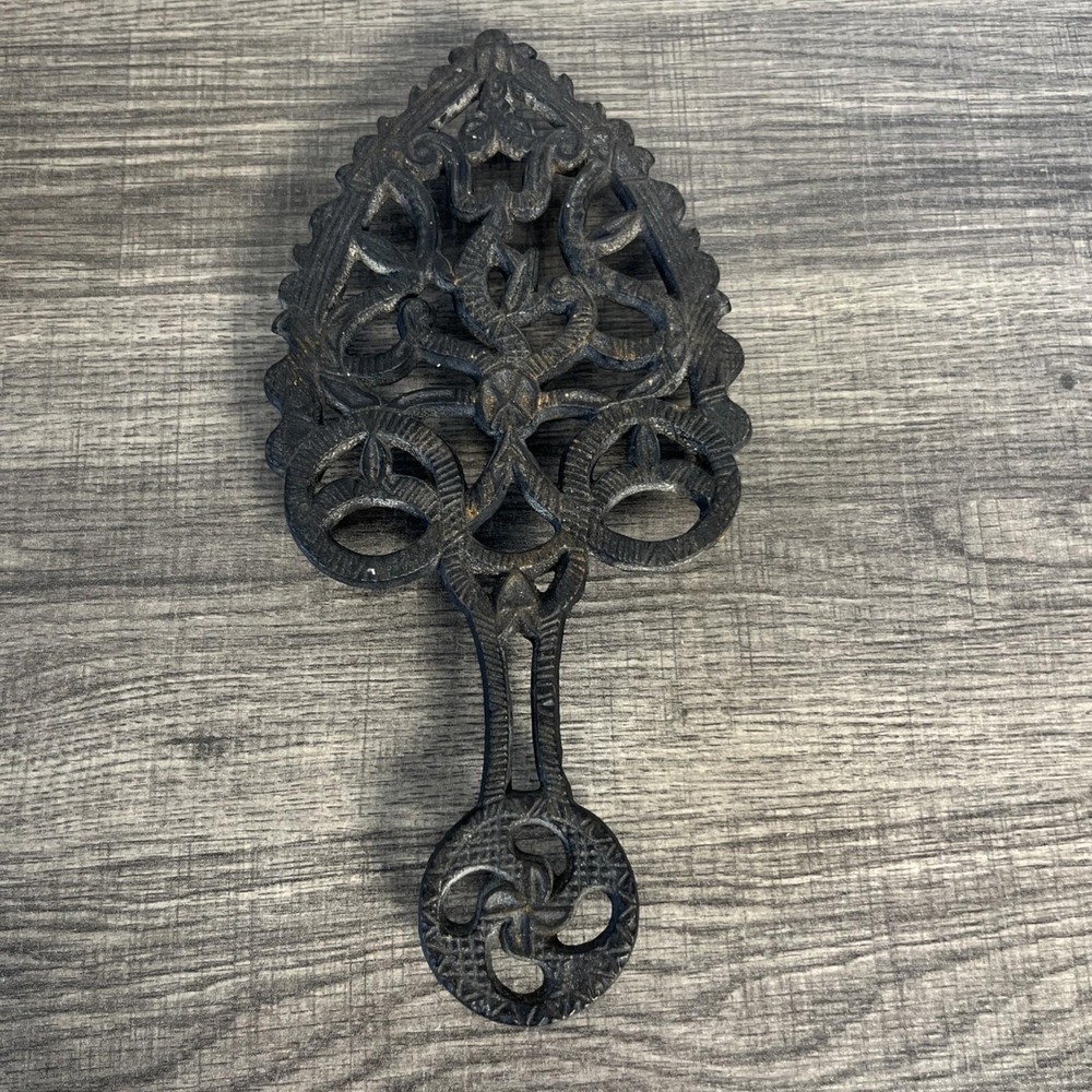 Vintage 1948 J.Z.H Cast Iron Trivet Spade Shaped Iron Rest Rustic Wall Decor